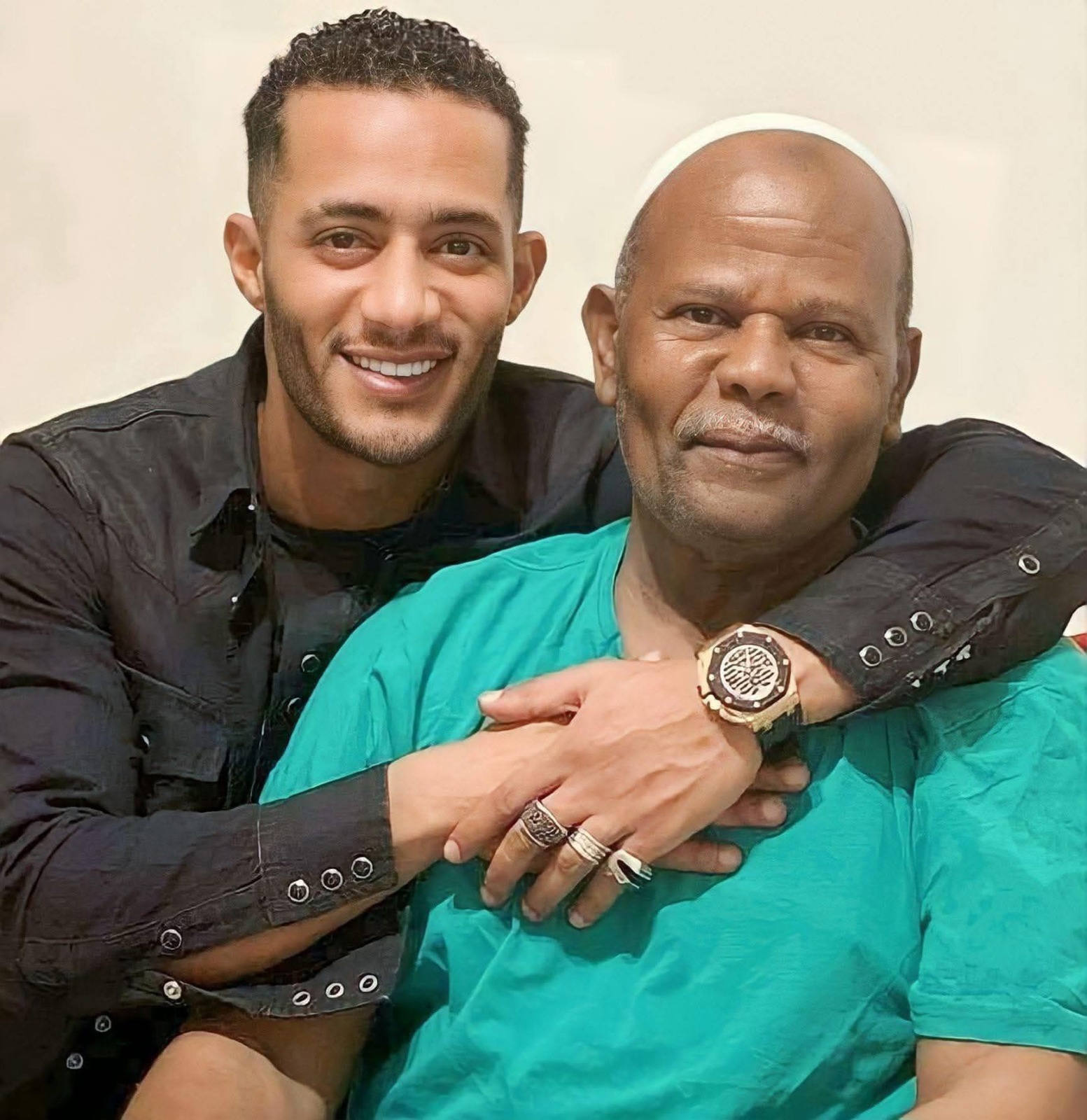 وفاة والد الفنان "محمد رمضان" وصلاة الجنازة من مسجد "مصطفى محمود" بعد صلاة الجمعة