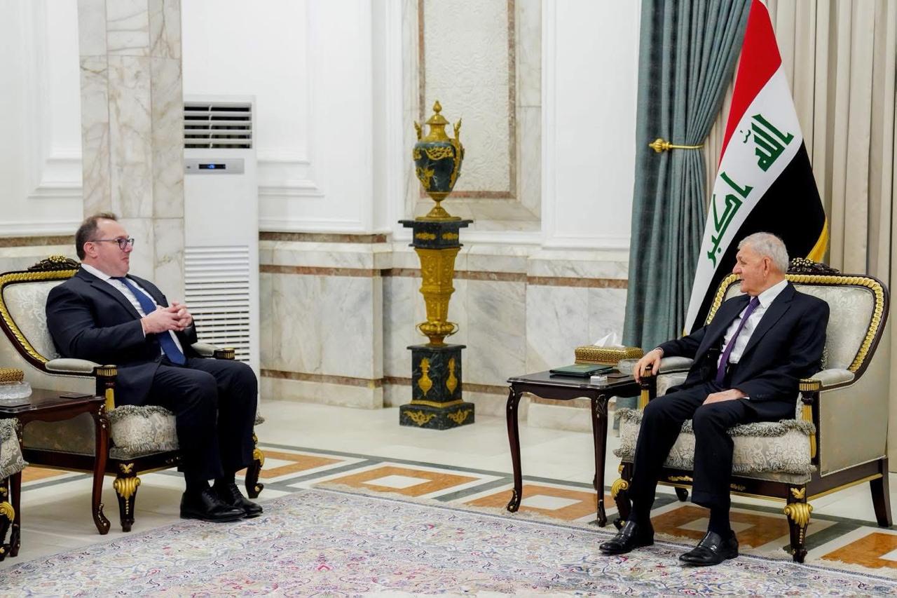 الرئيس الأمريكي في رسالته إلى رئيس الجمهورية يؤكد عزمه على إنهاء قرون من الصراعات في الشرق الأوسط