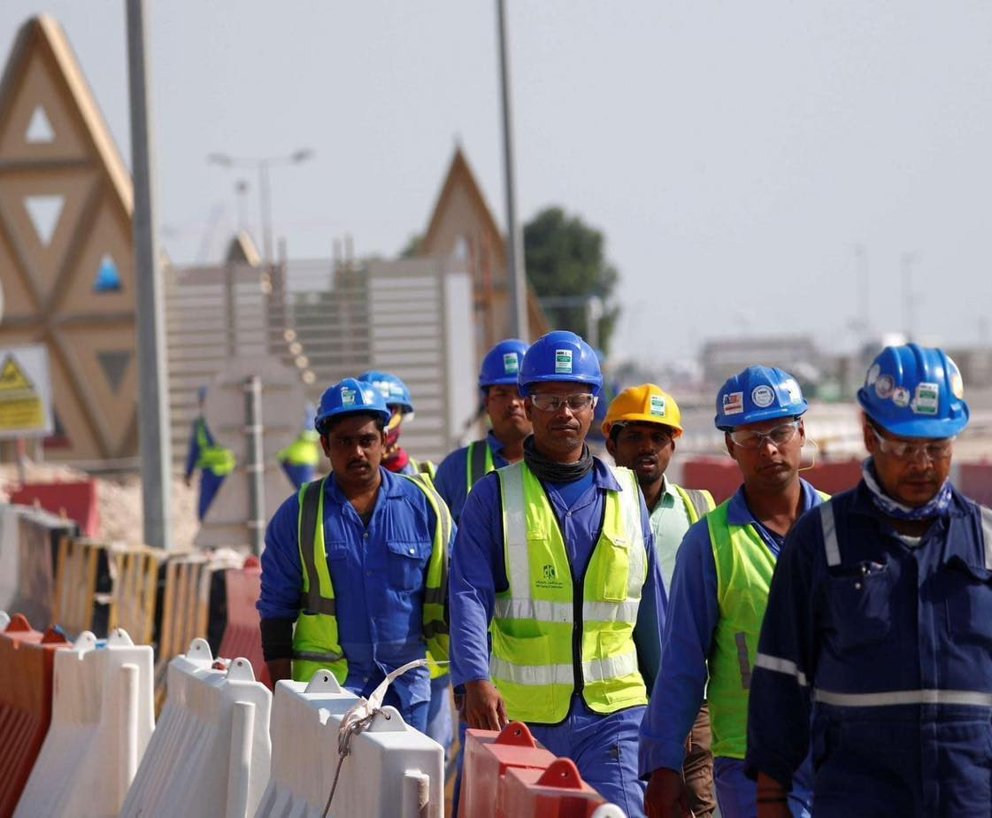 العمل تضع ضوابط جديدة لتوظيف العمالة: 80% عراقية مقابل 20% أجنبية