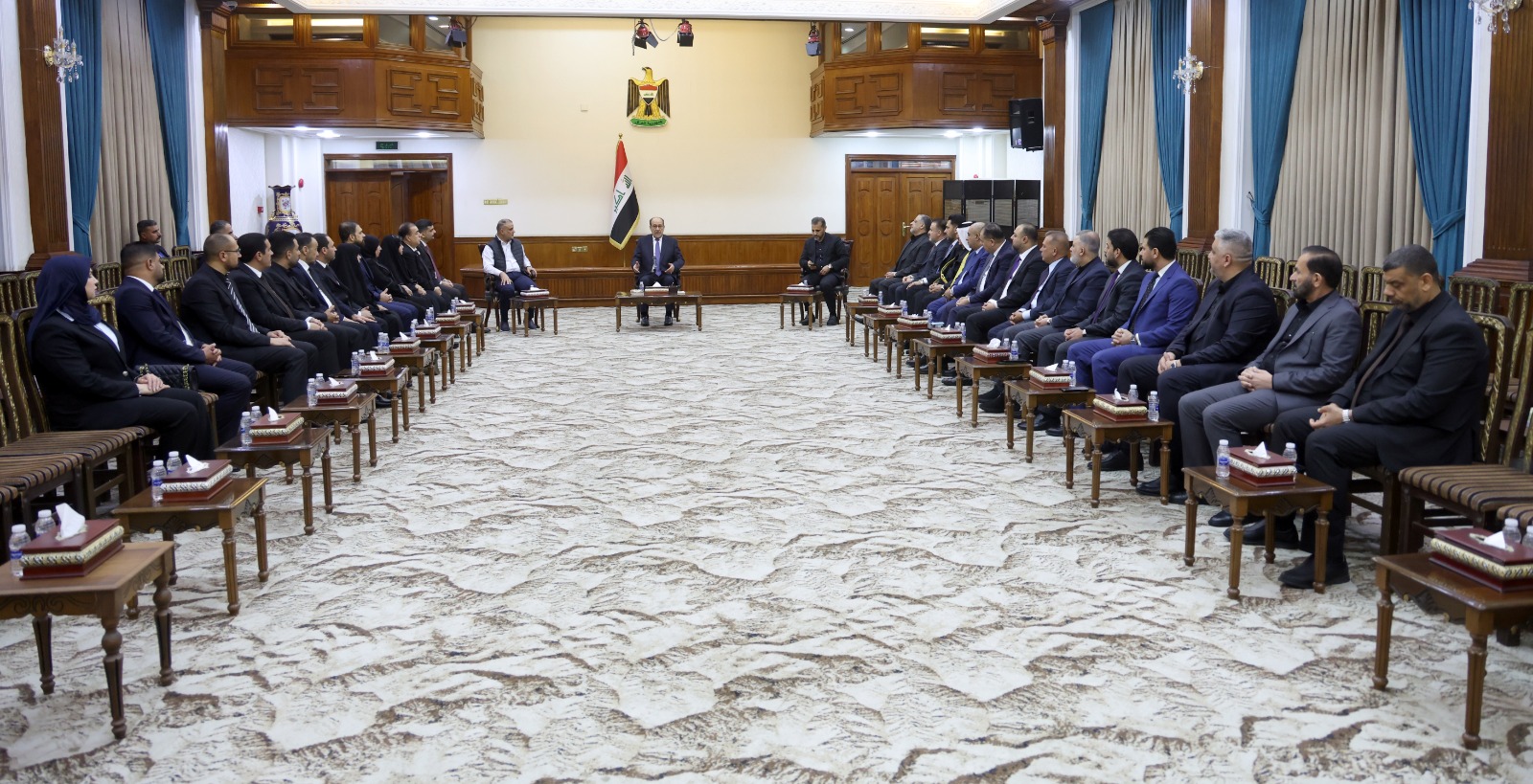 نوري المالكي يبحث مع نواب مستجدات الأوضاع السياسية والأمنية وتطورات المنطقة