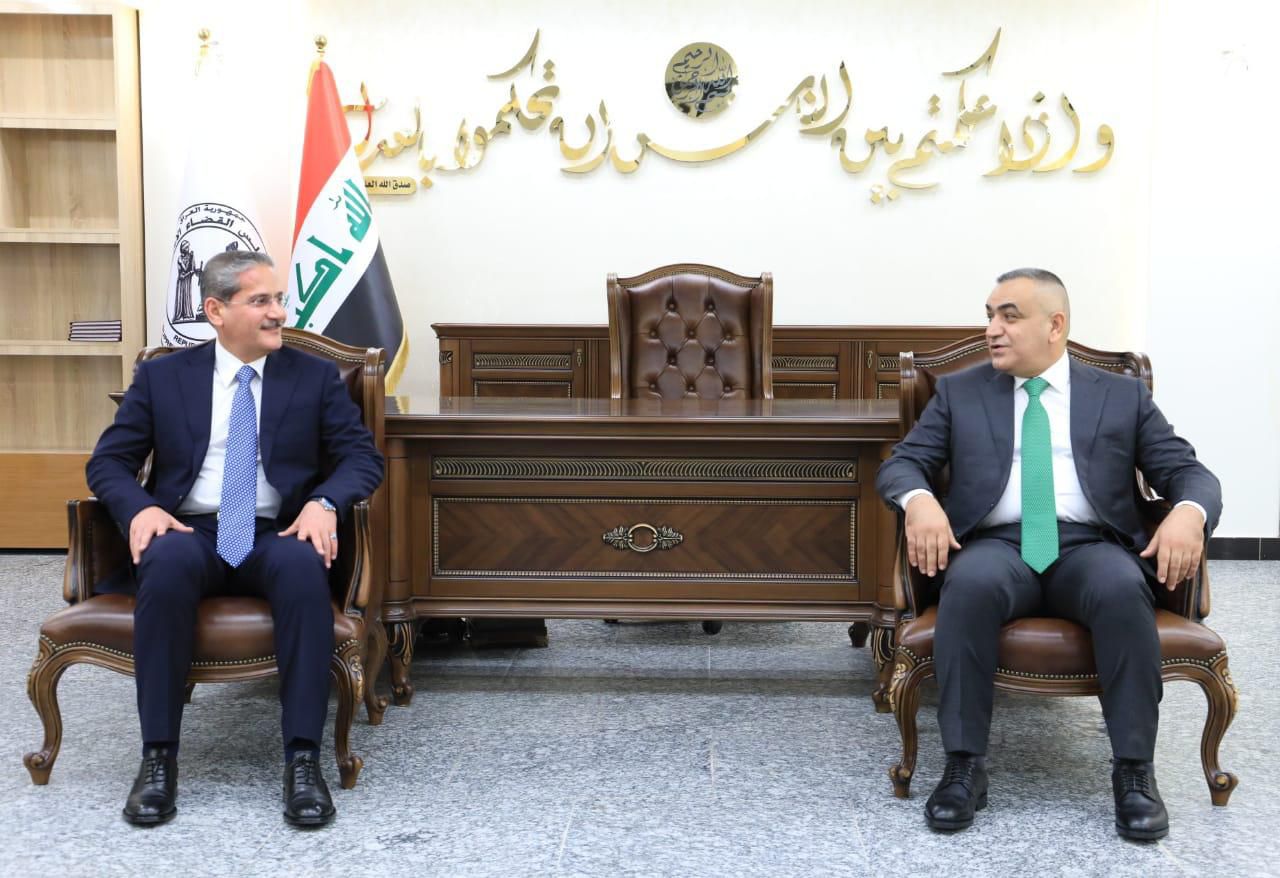 رئيس محكمة استئناف ذي قار يشيد بجهود الهيئة في مكافحة الفساد وارتفاع وتيرة عملها