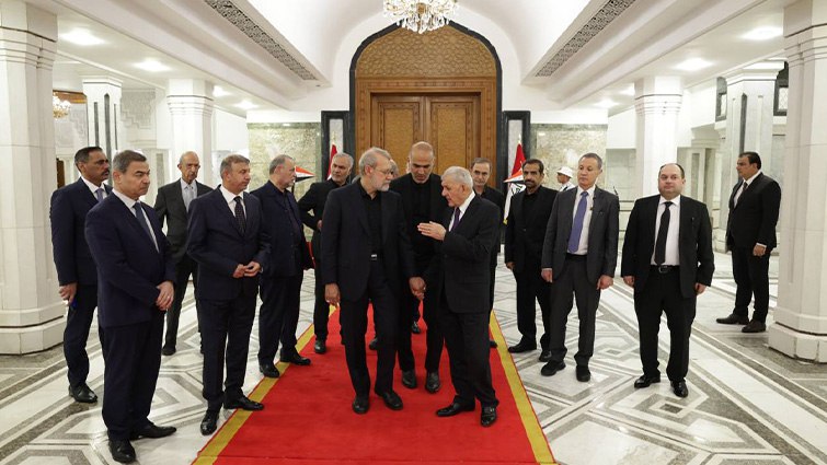 رئيس الجمهورية يستقبل أمين المجلس الاعلى للأمن القومي الإيراني