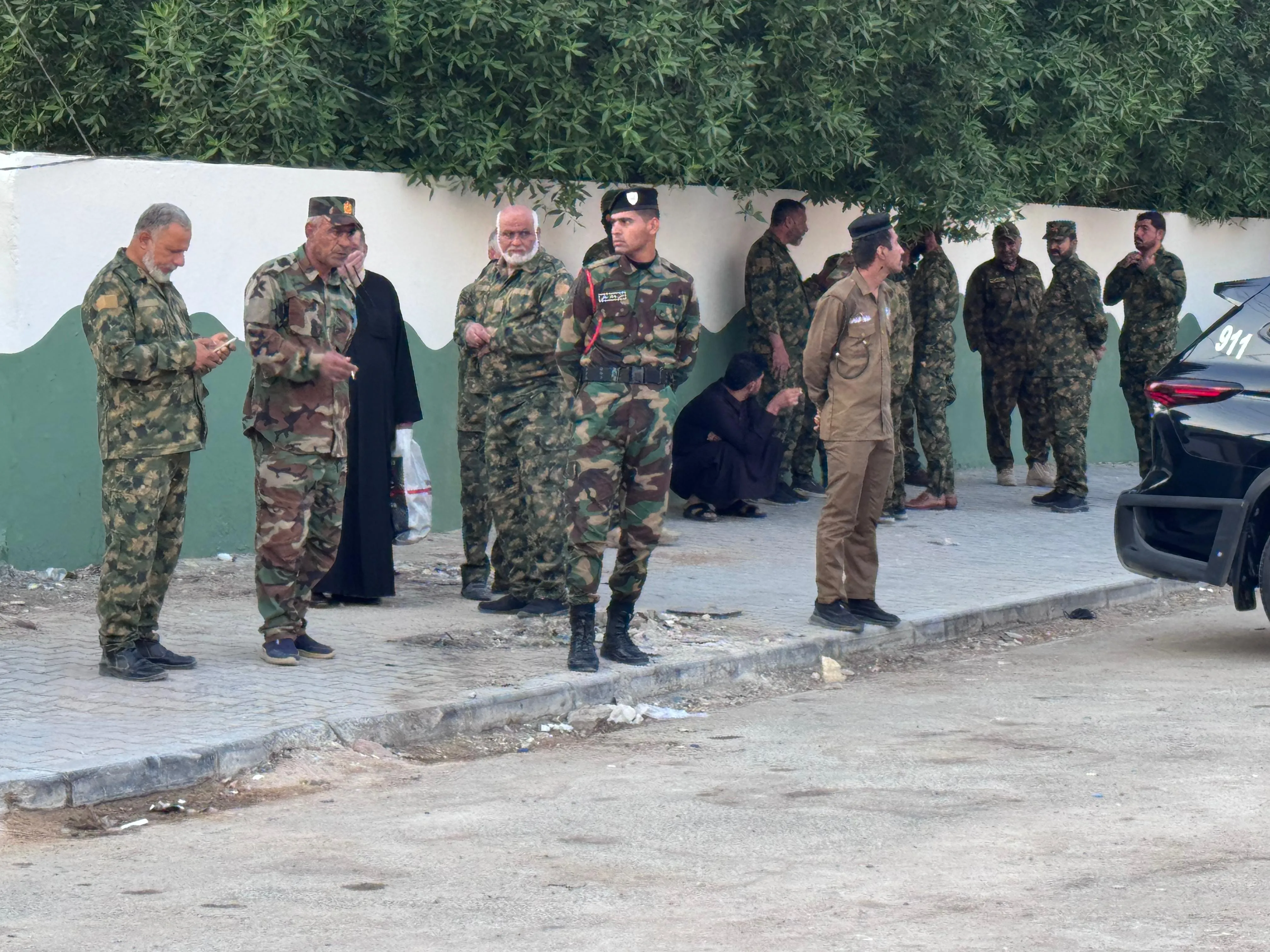 بالصور ..  انسيابية وإقبال لافت في يوم التصويت الخاص