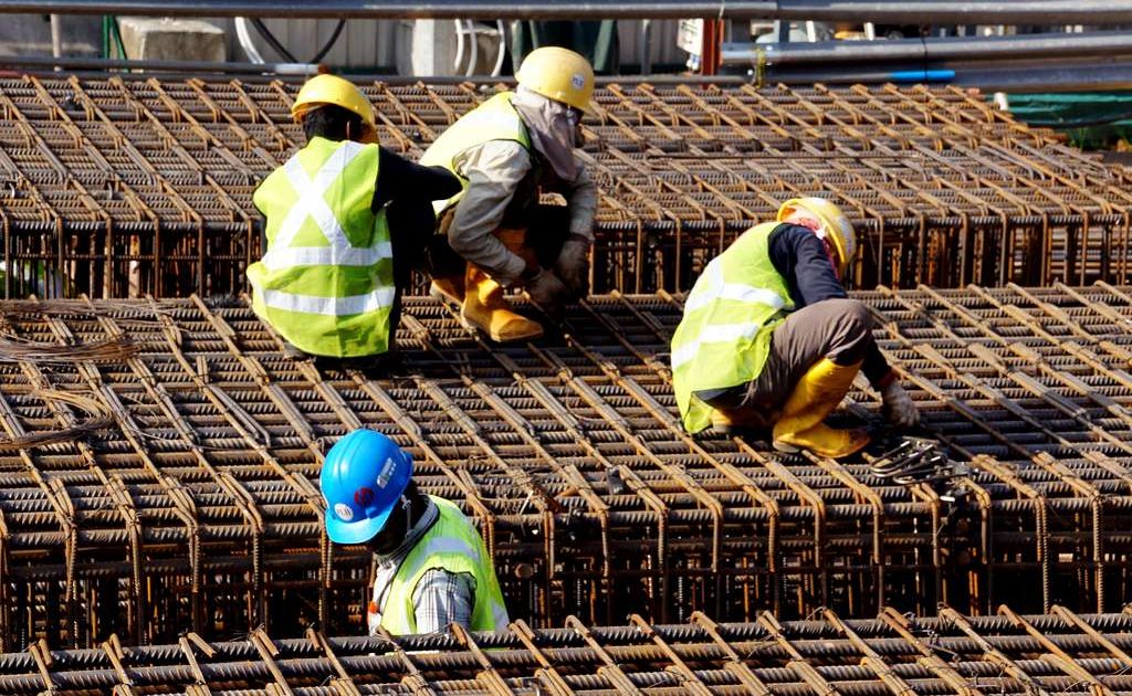 العمل: إجراءات مشددة للحد من العمالة الأجنبية غير القانونية في العراق