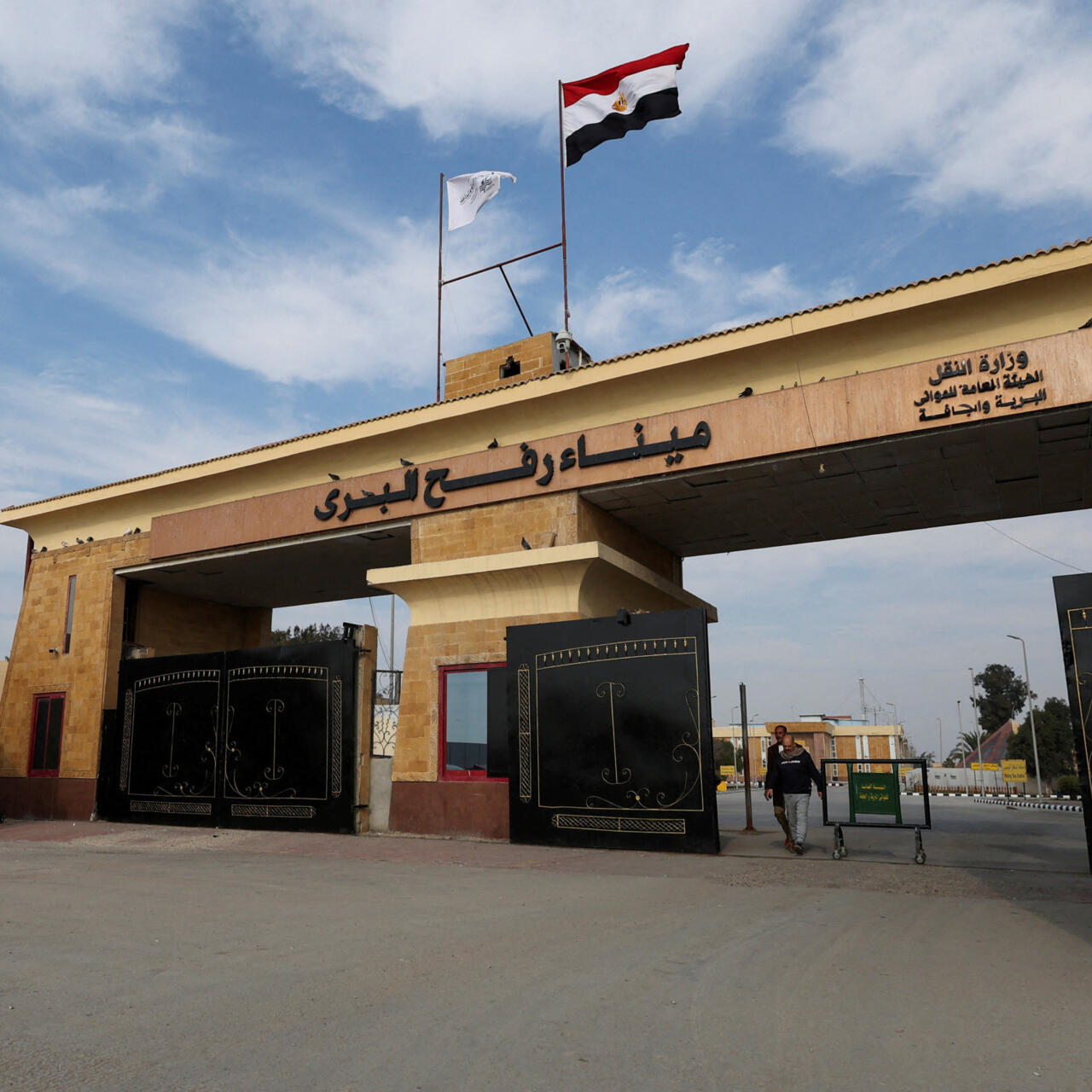 حماس: الاحتلال يمارس خرقا فاضحا لآليات تشغيل معبر رفح