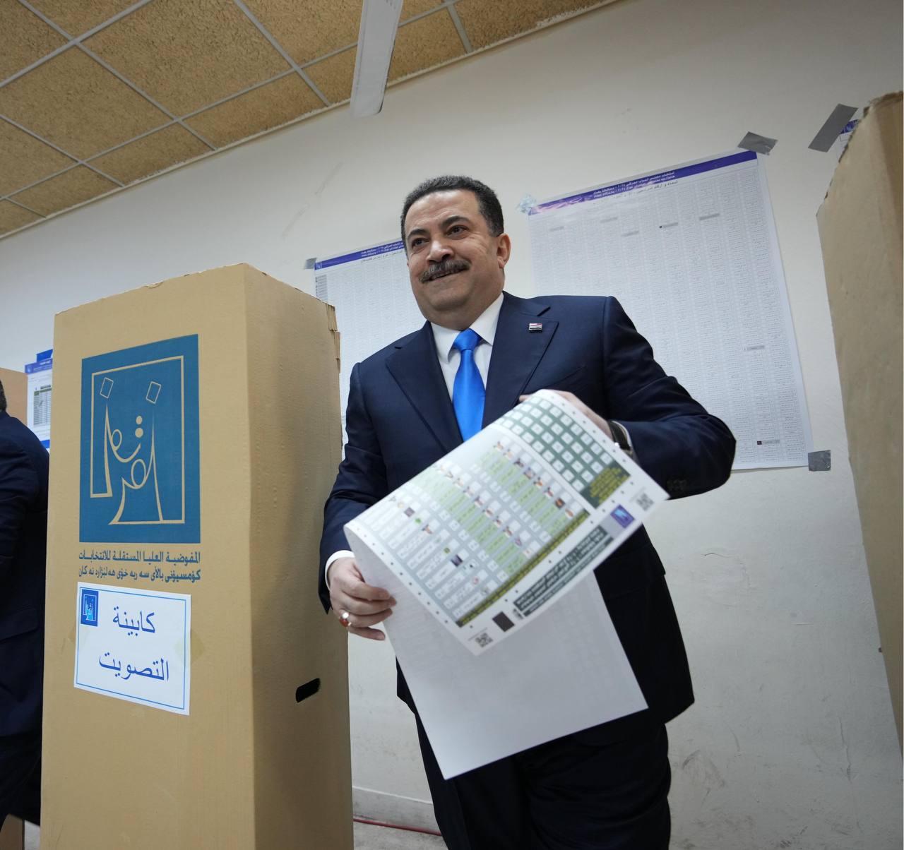 عقب الادلاء بصوته ..  السوداني: الانتخابات الحالية تجسد مبدأ التداول السلمي للسلطة 