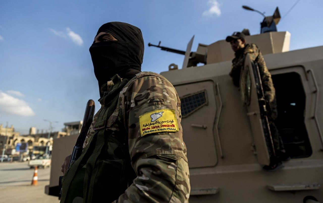 وصف بأنه من "التابعية العراقية" ..  قسد تُطيح بـ"متزعم خطير" من داعش داخل مخيم الهول