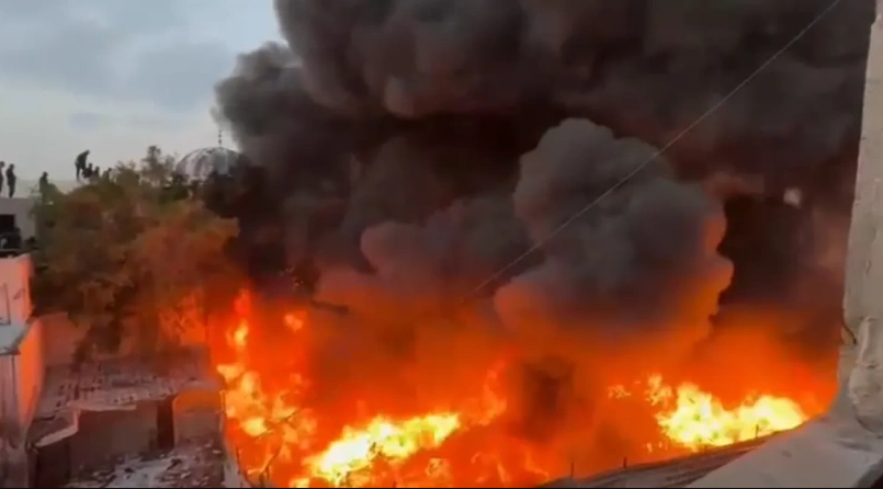 الدفاع المدني: حريق المخازن في النجف كان متعمداً ..  والأمن يلقي القبض على الجاني خلال وقت قياسي