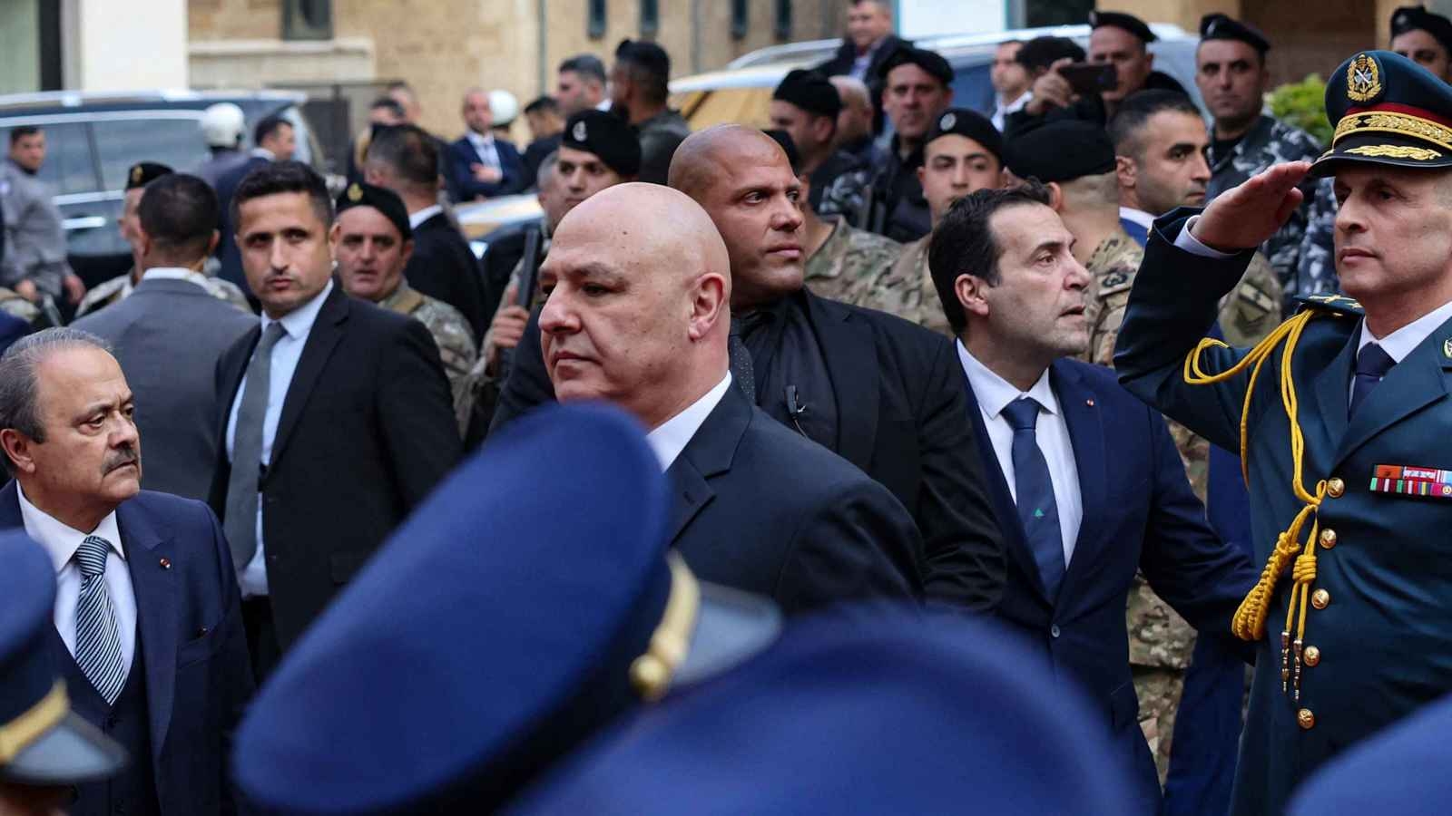 الرئيس اللبناني: لا خلاص للبنان إلا بدولة واحدة وجيش واحد