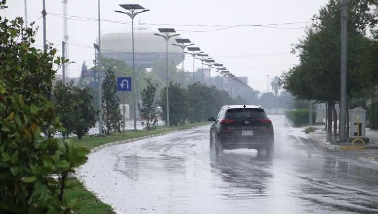 مديرية الدفاع المدني توصي سائقي العجلات بالالتزام بإجراءات السلامة مع استمرار سوء الأحوال الجوية