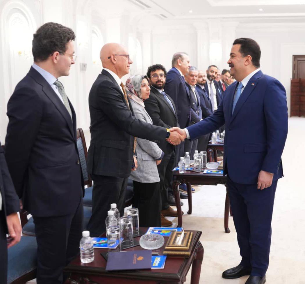 السوداني يستقبل مجموعة من الباحثين المغتربين ويبحث معهم دور العراق الإقليمي والدولي