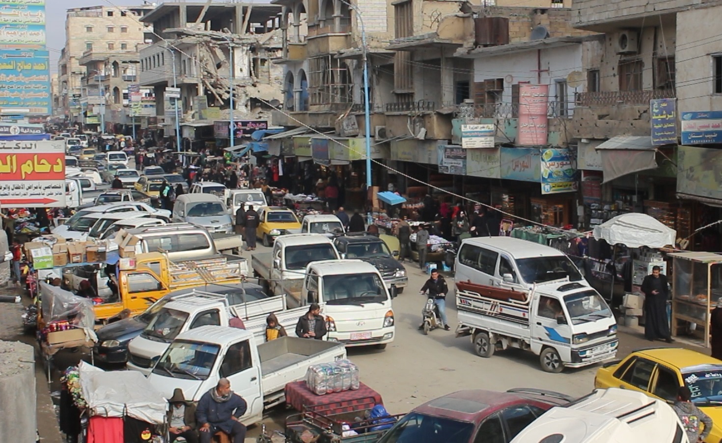 قيادة عمليات بغداد تغلق (١٥) مرآباً غير رسمي وتعتقل عدداً من المخالفين