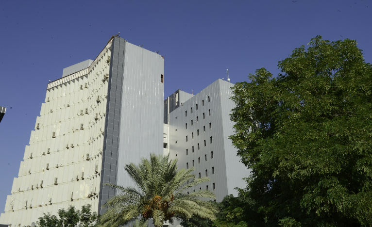 المالية تطلق علاوات وترفيعات موظفي التربية
