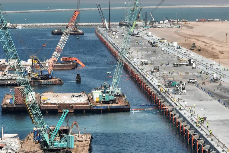 وزير النقل: ميناء الفاو بوابة العراق للاستثمار ونقطة انطلاق نحو مستقبل اقتصادي واعد