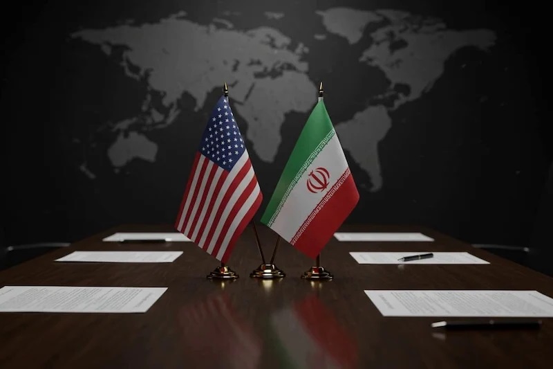 انطلاق الجولة الأولى من المفاوضات غير المباشرة بين إيران والولايات المتحدة في مسقط
