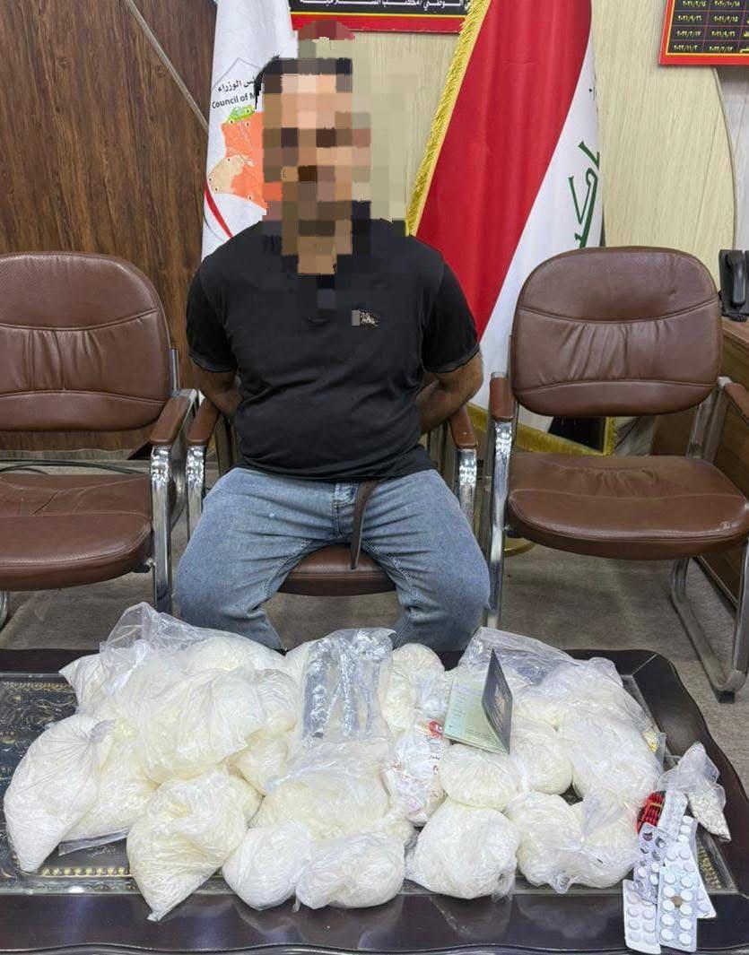 هيأة المنافذ: ضبط (8) كغم من مادة الكريستال المخدّرة في الشلامجة واعتقال حائزها 