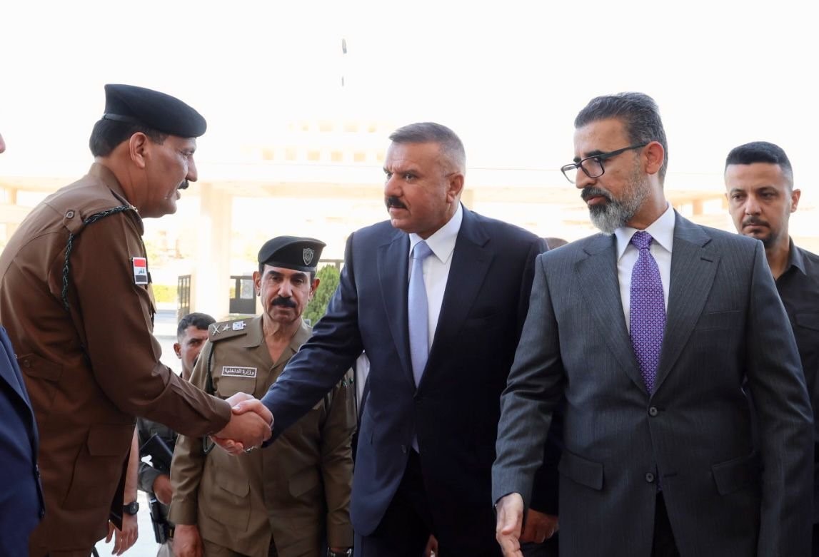  وزير الداخلية يعلن التعاقد مع شركة ألمانية لاستيراد رادارات تحديد السرعة