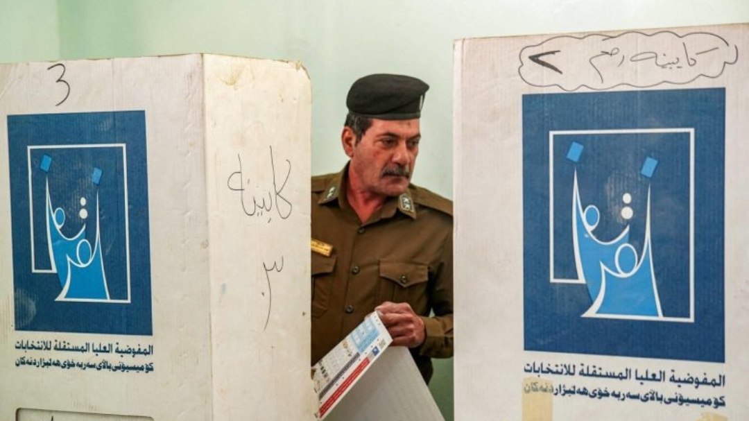 انطلاق التصويت الخاص بمشاركة أكثر من مليون و300 ألف ناخب   