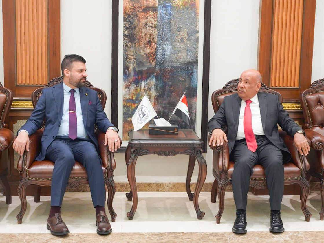 رئيس محكمة استئناف البصرة يلتقي مدير عام الهيئة العامة للكمارك لتعزيز التعاون ومكافحة التهريب 