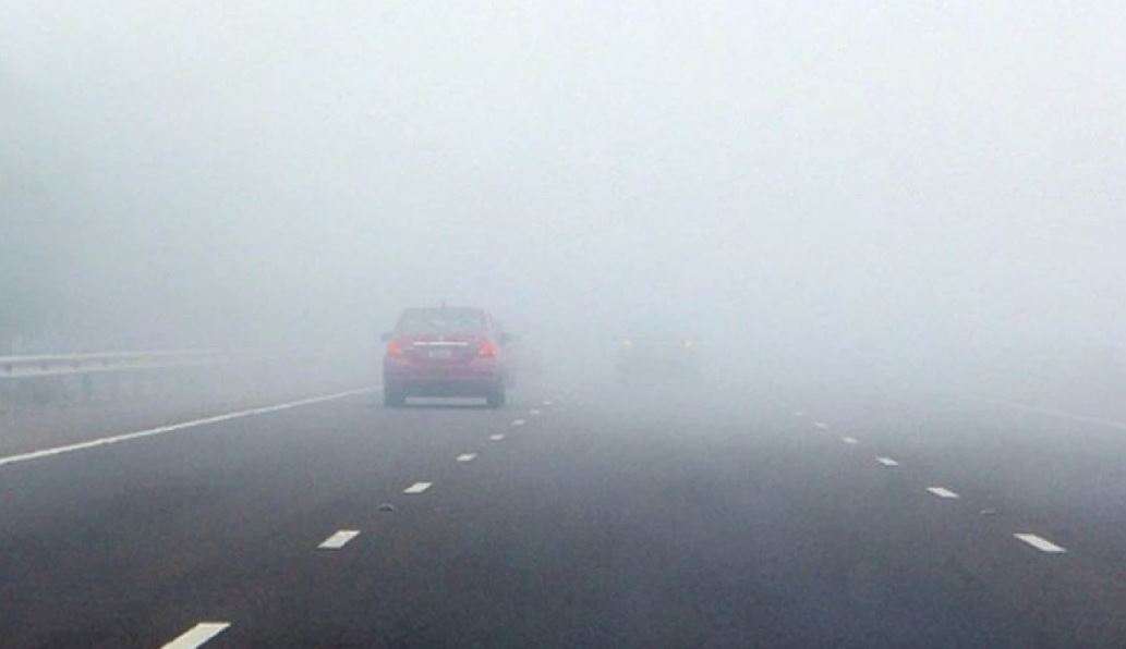 الأنواء الجوية تحذر من ضباب كثيف وانعدام للرؤية فجر وصباح الخميس في عدة مناطق في البلاد