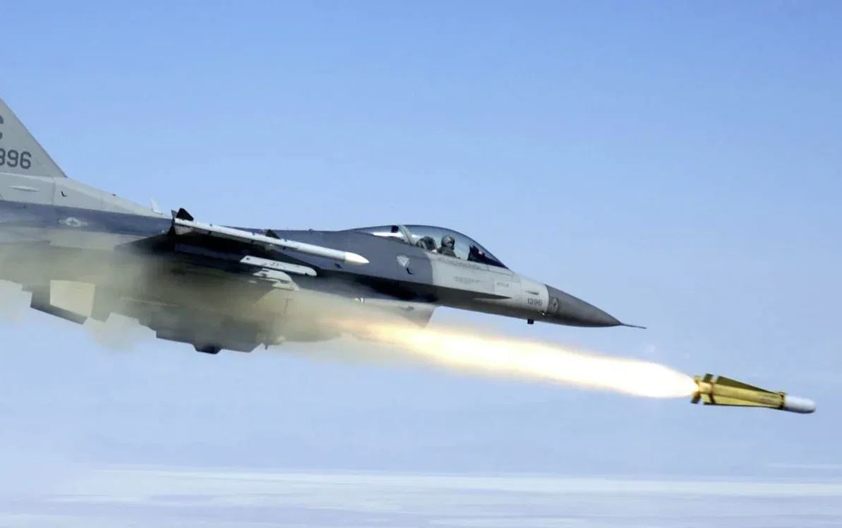 موقع "أكسيوس": امريكا وإسرائيل تستعدان لـشن"حرب كبرى" ضد إيران