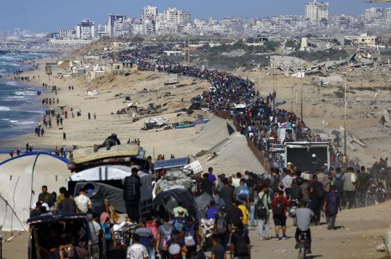 ترمب: وقف إطلاق النار في غـ"ــزة سيصمد ..  وسأبحث مستقبل القطاع خلال زيارتي لمصر وإسـ"ـرائيل