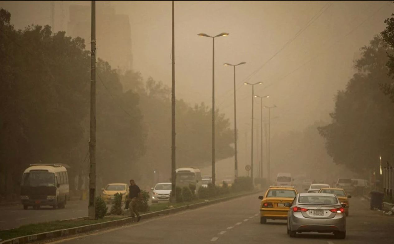 طقس البلاد  ..  غبار و6 محافظات بينها بغداد تسجل نصف درجة الغليان