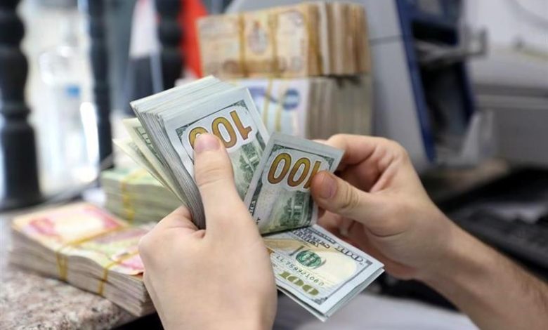 أسعار الصرف تحافظ على استقرارها والدولار يسجل 142 ألف دينار اليوم الاحد