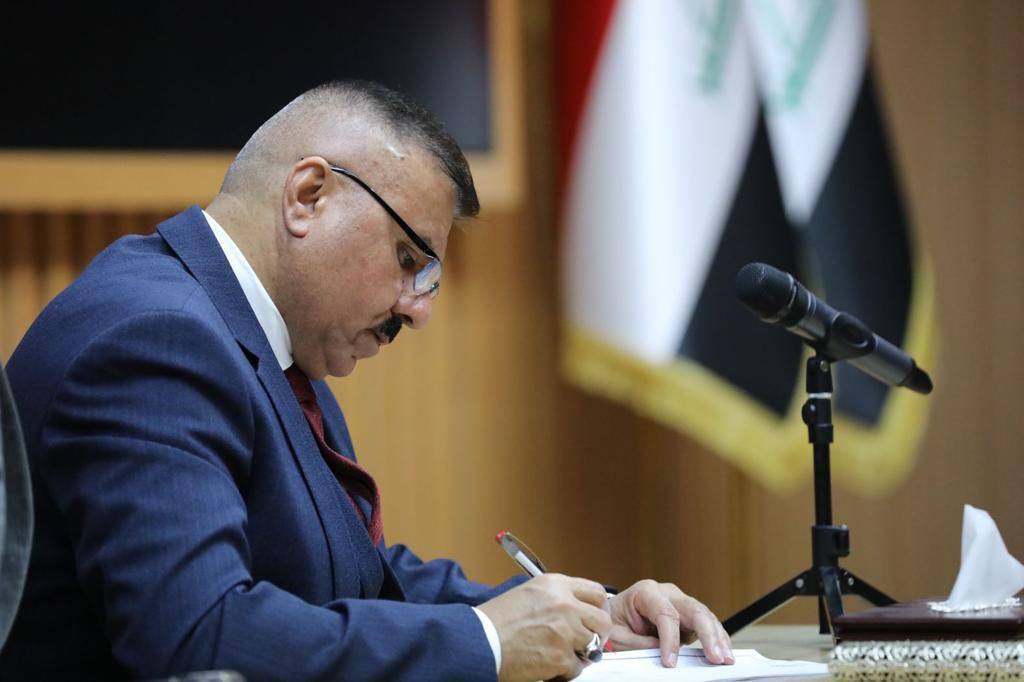 وزير الداخلية عبدالامير الشمري يهنئ مكافحة الارهاب بحصولهم المرتبة الأولى في مسابقة المحارب بالاردن 