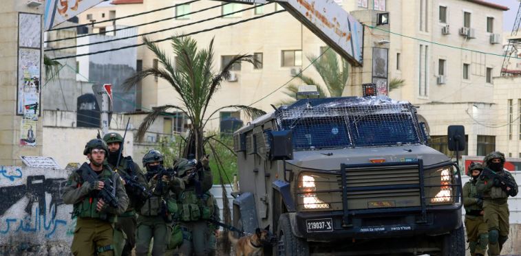  الصحة الفلسطينية: مقتل فلسطينيين اثنين برصاص القوات الإسرائيلية في الضفة الغربية