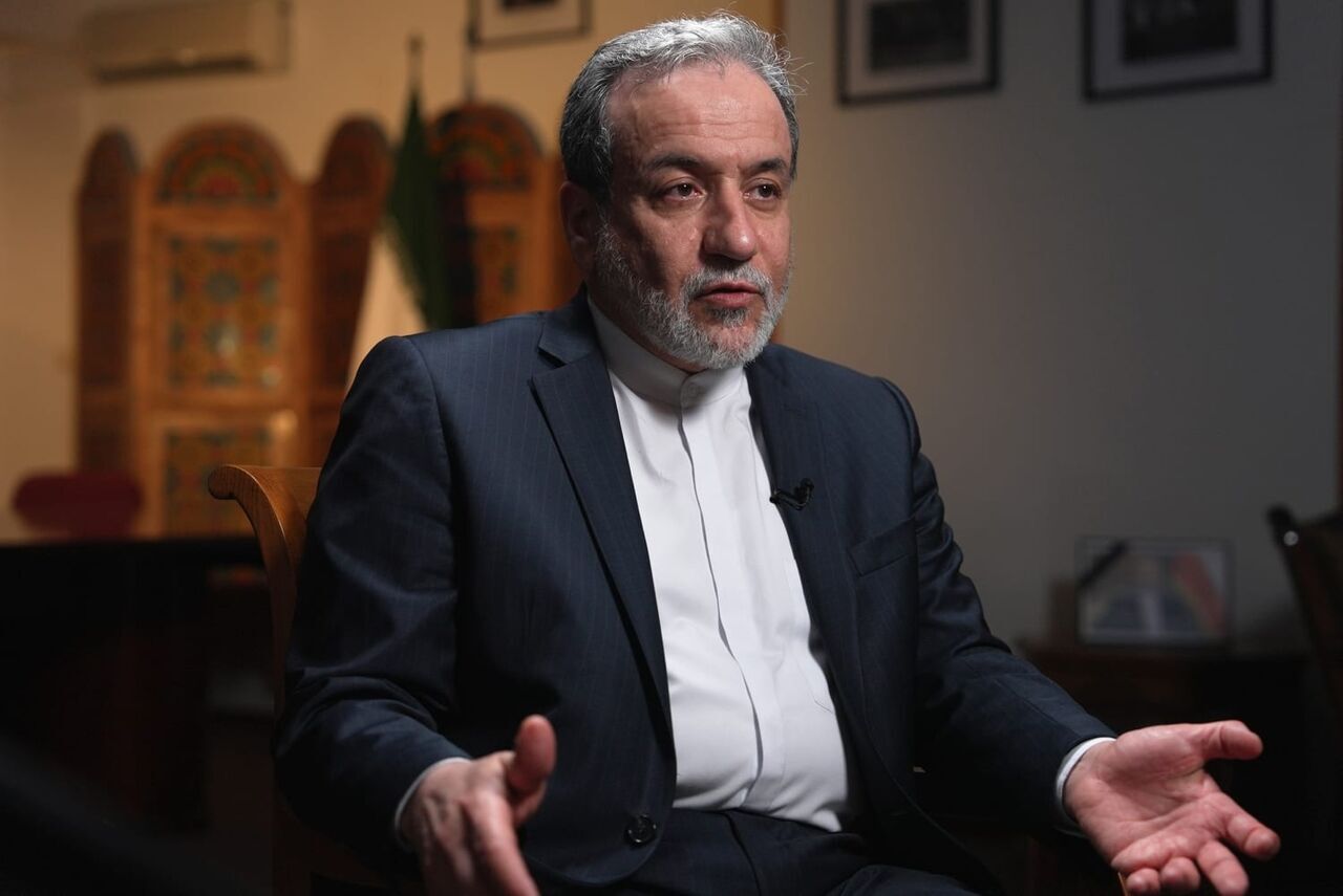 عراقجي: نحذر من تداعيات سلبية على المنطقة اذا تم استهدافنا عسكرياً