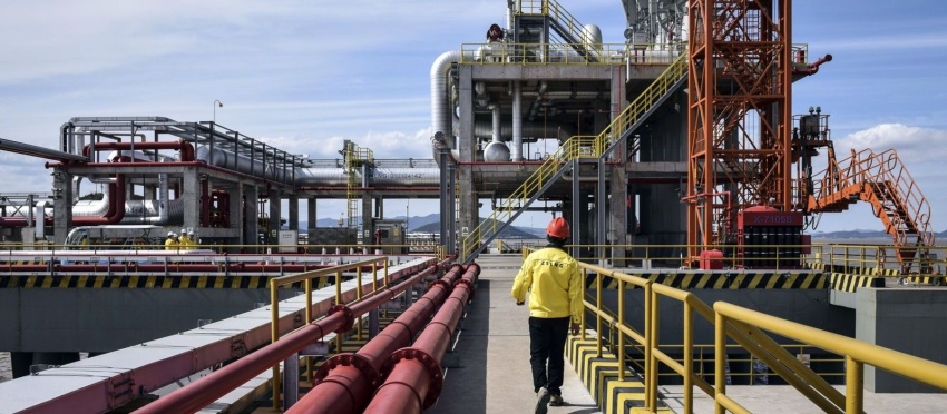 إعفاء مدير فرع ديالى في شركة توزيع المنتجات النفطية