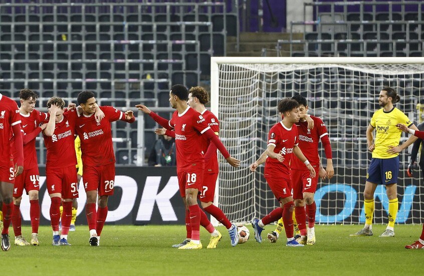 ليفربول يبرم صفقة مع باير ليفركوزن لتعويض خسارته لأغلى لاعب في تاريخه