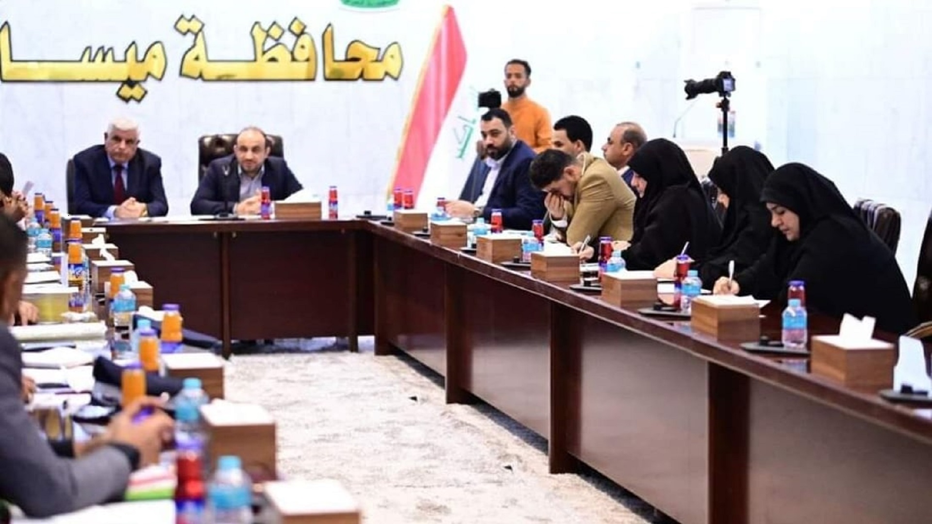 سجال بالبيانات بين العدل ومجلس ميسان ..  والسبب: هدر وفساد في سجن العمارة
