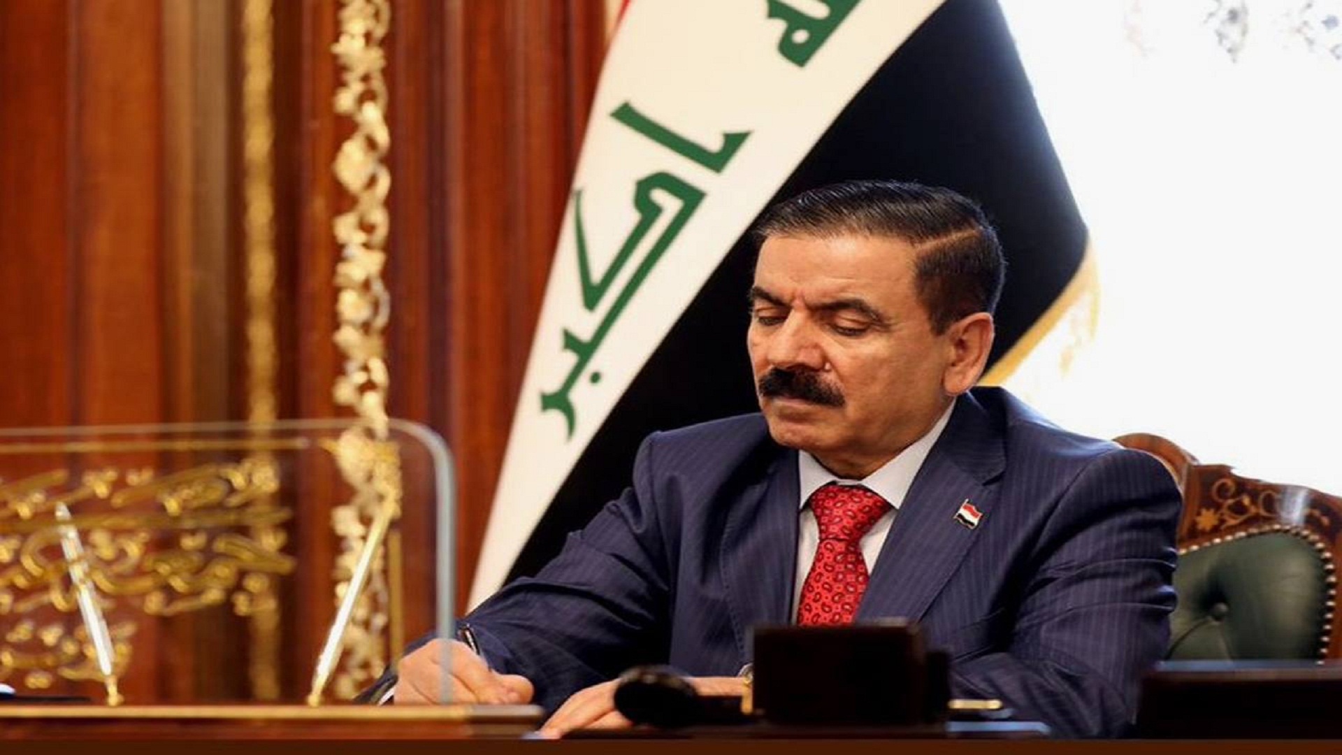 وزير الدفاع السابق جمعة عناد ينعى شقيقه