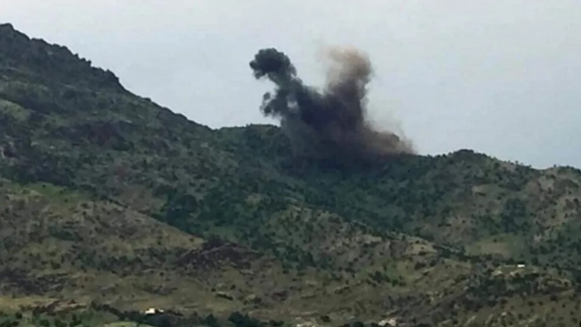 قصف جوي تركي يطال منطقة برادوست في دهوك