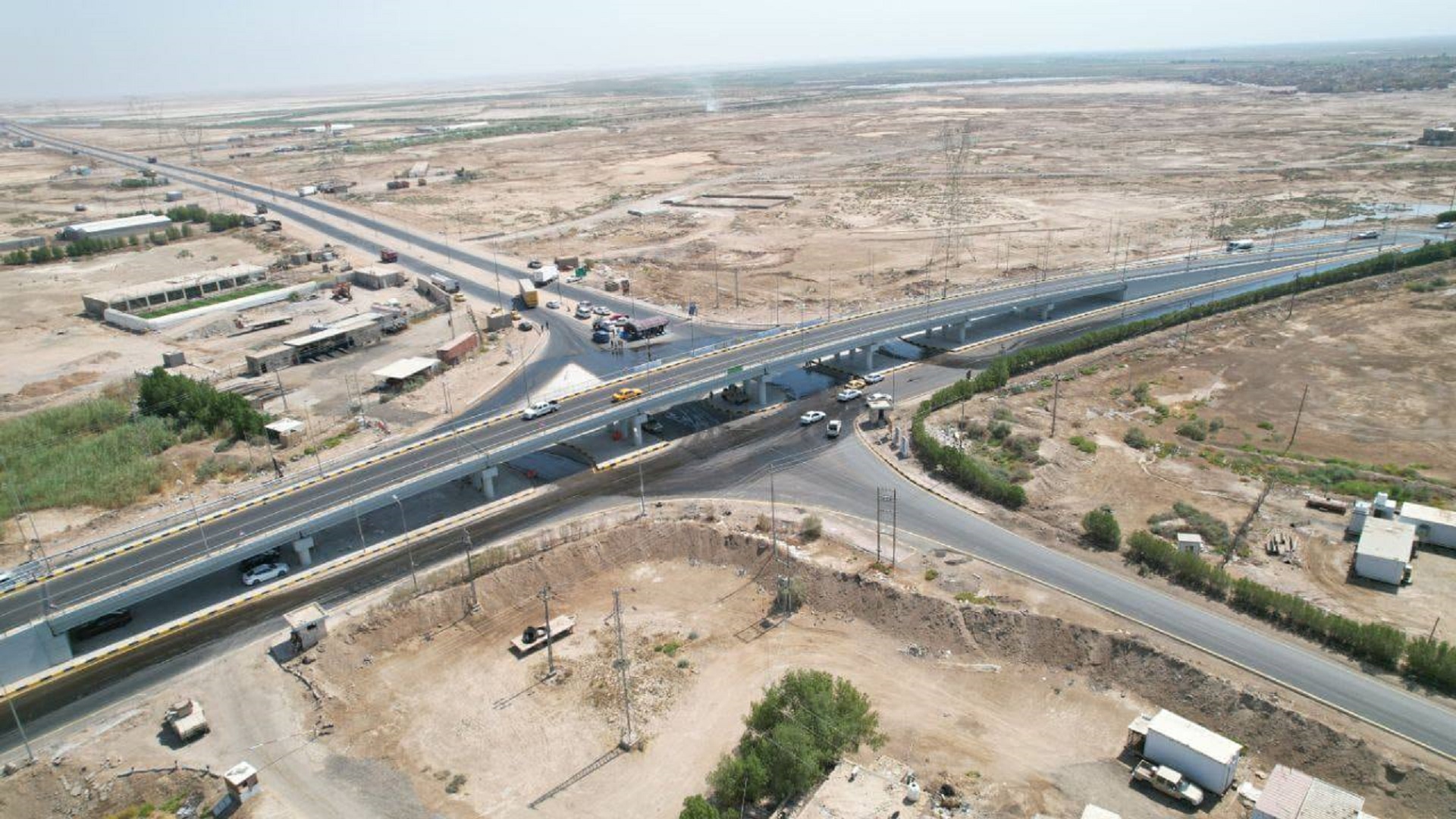 الاعمار تعلن افتتاح مشروع إنشاء الممر الثاني لطريق منفذ الشيب الحدودي