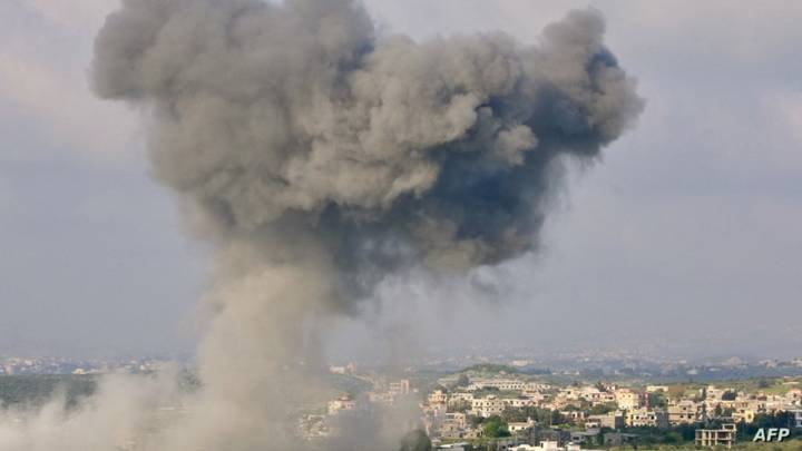 في اليوم الثاني ..  حزب الله يستهدف قواعد جديدة للجيش الإسرائيلي والغارات تتواصل على مناطق لبنان 