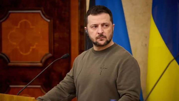 أوكرانيا تترقب شتاءً قاسياً وزيلينسكي يؤكد: دُمرت كافة محطات الطاقة