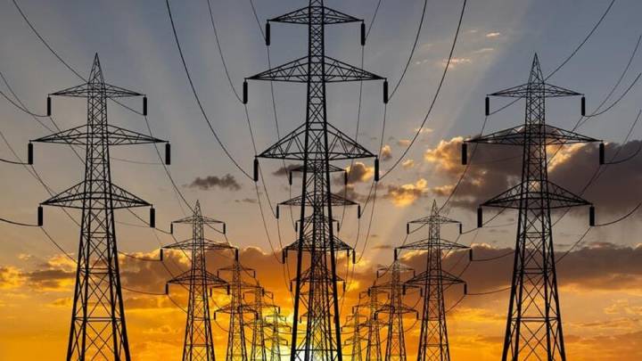 الكهرباء تعلن استعداداتها لتأمين طاقة مستدامة لزيارة الأربعين 2025 في كربلاء