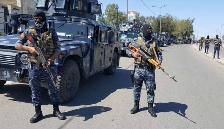 عمليات بغداد: اعتقال عدد من المتهمين بينهم شخص يحمل 400 جهاز موبايل 