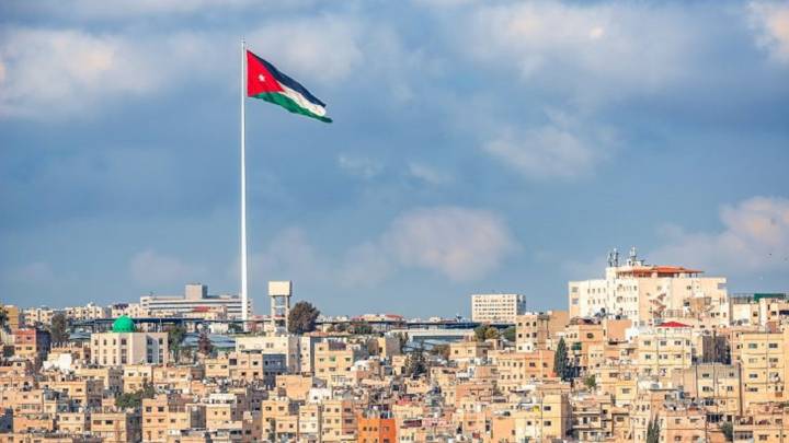 الداخلية الاردنية: اصابة شخصين بجروح نتيجة الهجمات الايرانية على اسرائيل