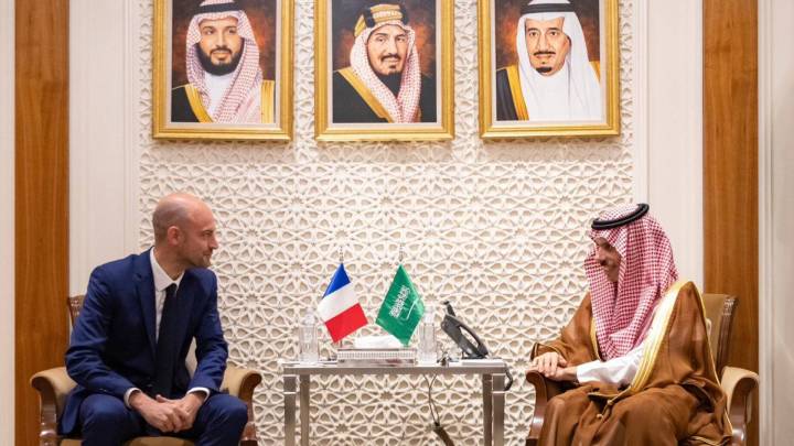    ملف التطورات في لبنان على طاولة اجتماع  سعودي – أوروبي