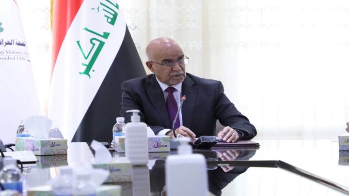وزير الصحة يوجه تشكيل لجنة لتقديم المساعدات الطبية والإنسانية للبنان وفلسطين