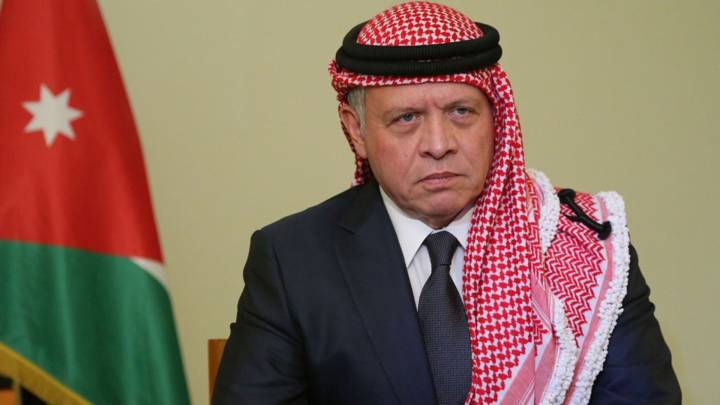 العاهل الأردني يستقبل وزير الخارجية الإيراني 
