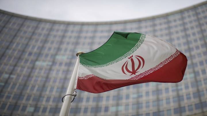 ايران تفتح تحقيقا بشأن مقتل 10 من قوات الشرطة جنوب شرق البلاد 