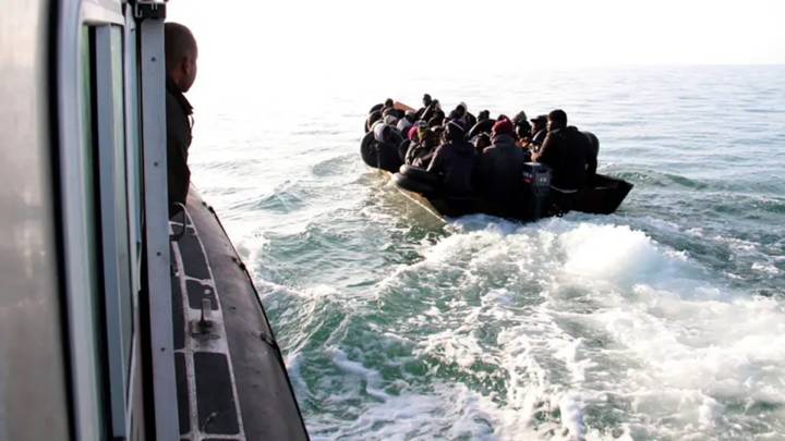 خفر السواحل التونسي ينتشل 15 جثة لمهاجرين