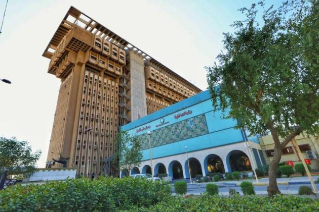 الداخلية: لا صحة لأنباء الانفجار داخل مرقد الإمام علي وندعو لتحري الدقة في نقل الأخبار