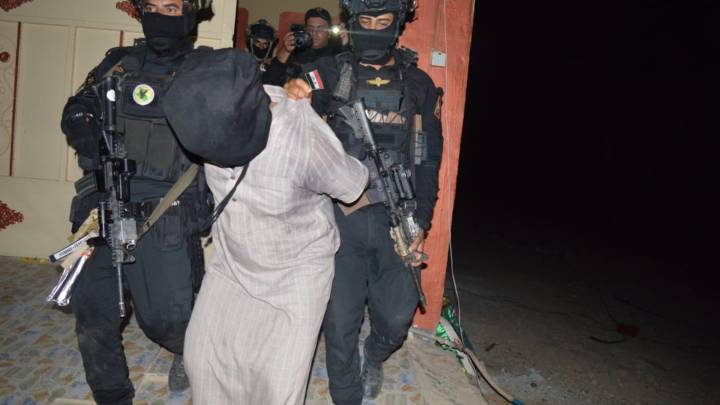 الاستخبارات تطيح بعنصرين إرهابيين في السليمانية وديالى