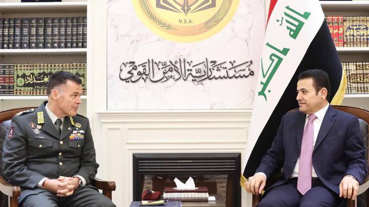 الأعرجي يلتقي بقائد بعثة الناتو في العراق ويدعو لدعم القوات العراقية